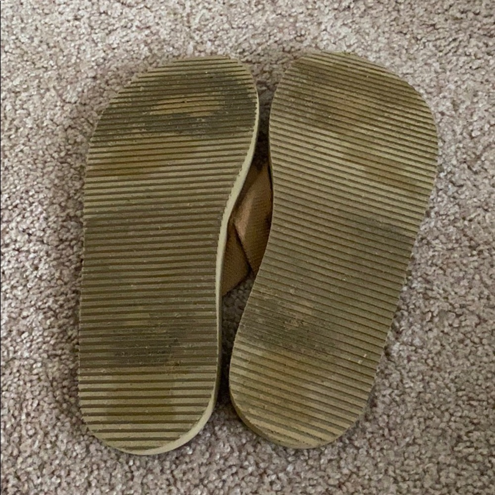Disney Mickey Mouse Men’s Flip-Flops - Picture 4 of 5